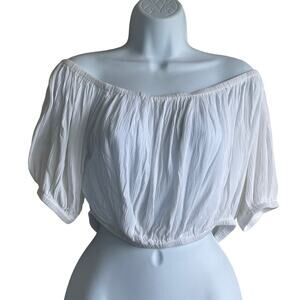 Boutique Women CropTop M‎ White Scoop Neck Short Sleeve Gauzey Beachy Resort NEW